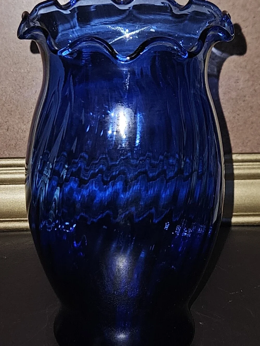 Vintage Anchor Hocking Cobalt Blue Swirl Glass Vase Ruffled/Scalloped Edge